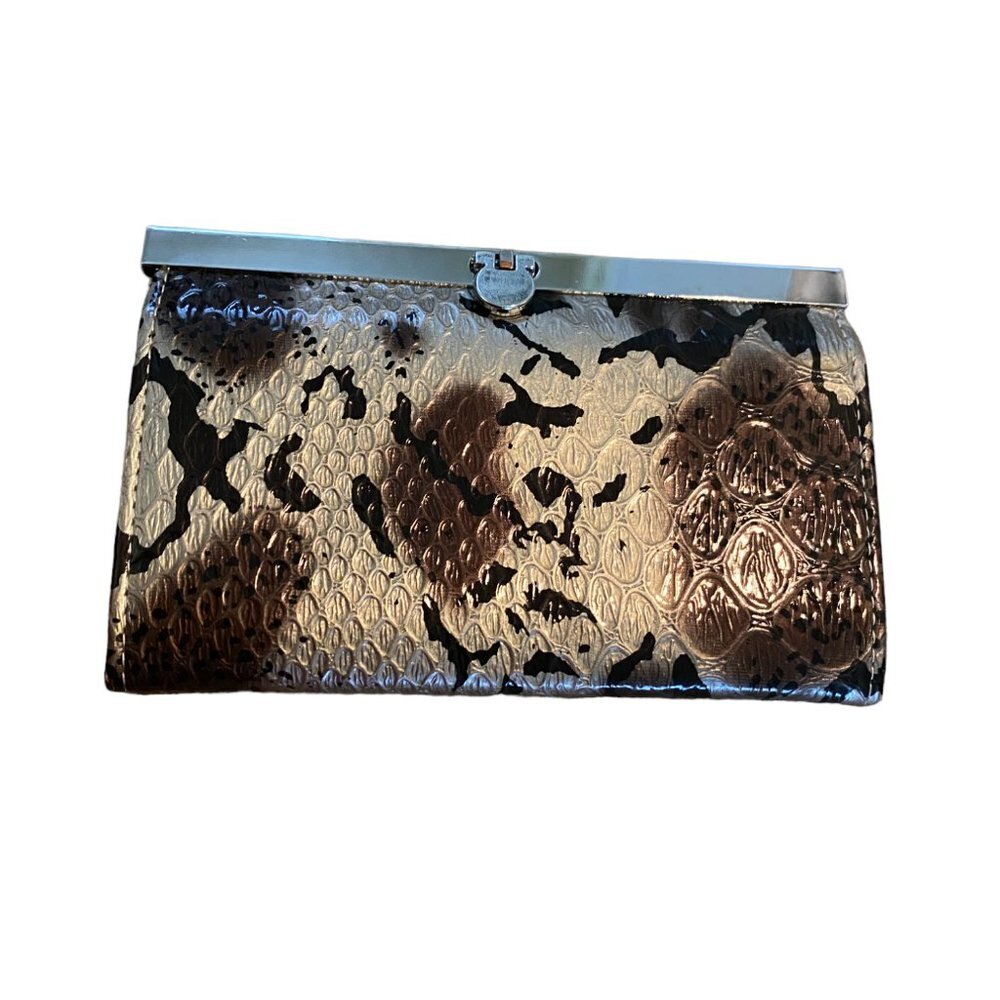 Small Faux Snake Pattern Wallet - Picture 3 of 5